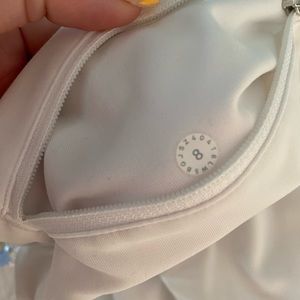 RARE LULULEMON WHITE LEGGINGS WORN ONCE